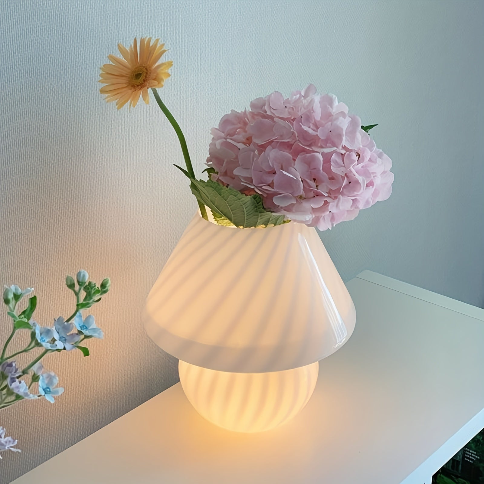 Murano-Style Glass Mushroom Lamp | USB Dimmable Table Light – Home Decor, Gift
